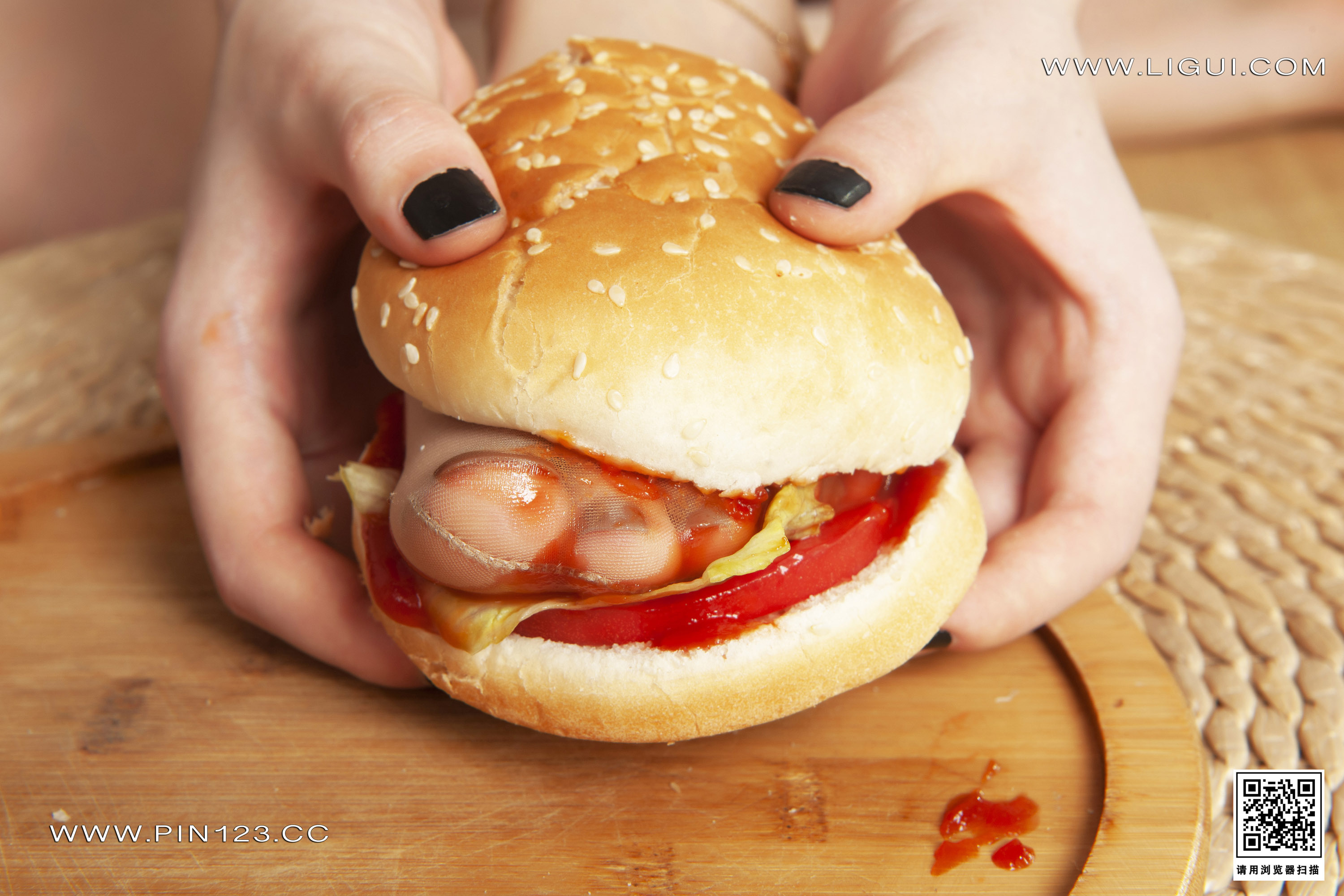 Ligui丽柜 2023.04.24 《肉丝汉堡》 橙子